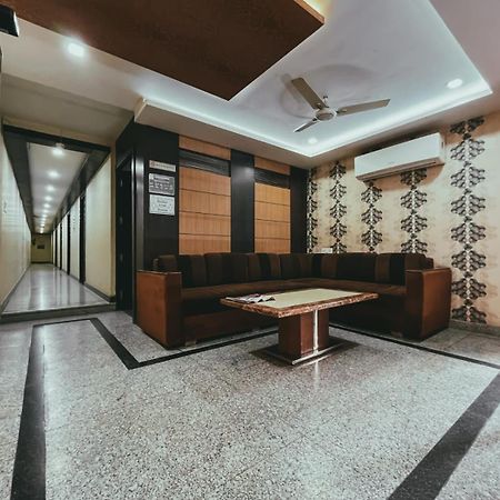 Hotel S L E Residency Varanasi Exterior photo
