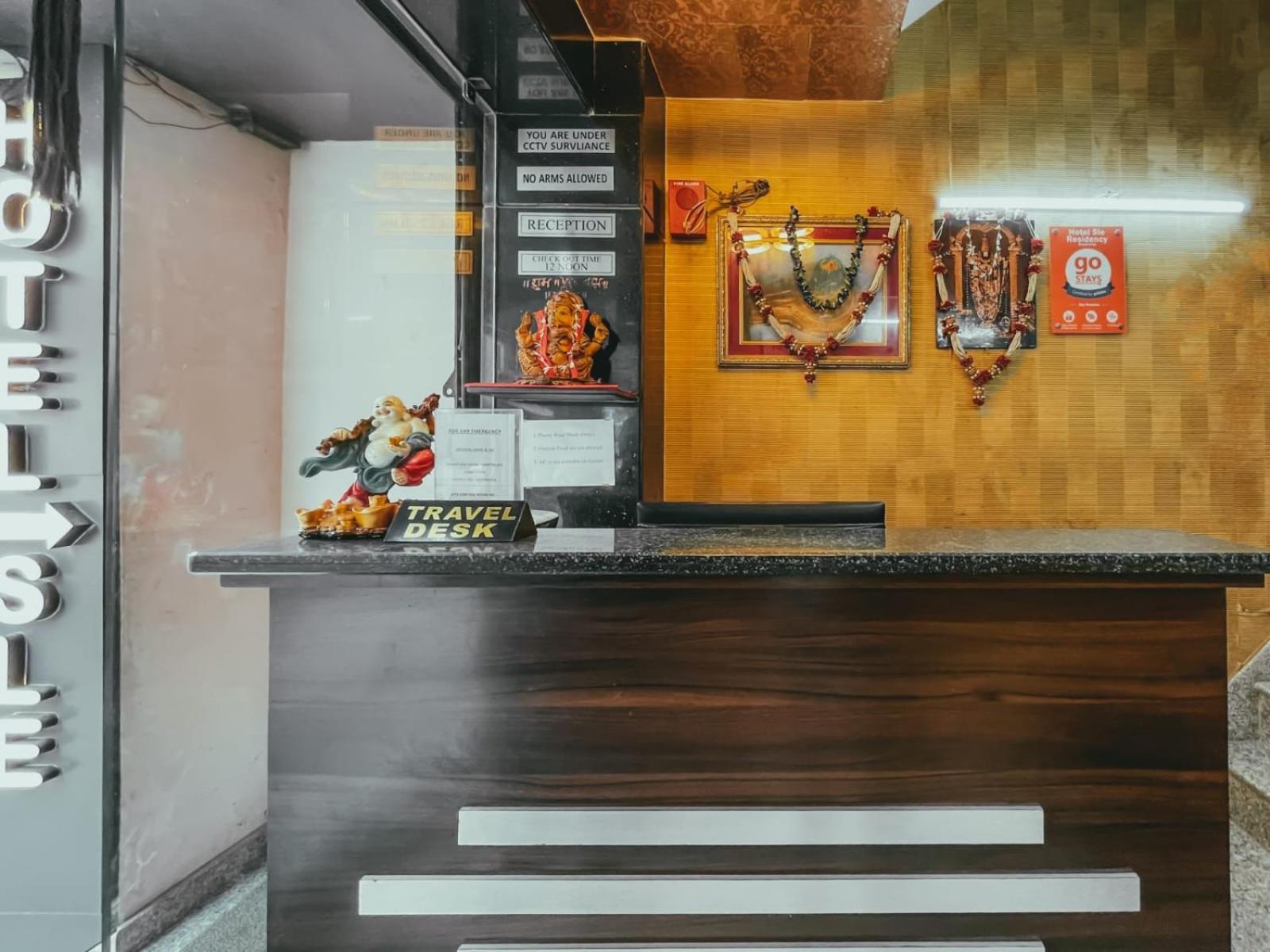 Hotel S L E Residency Varanasi Exterior photo