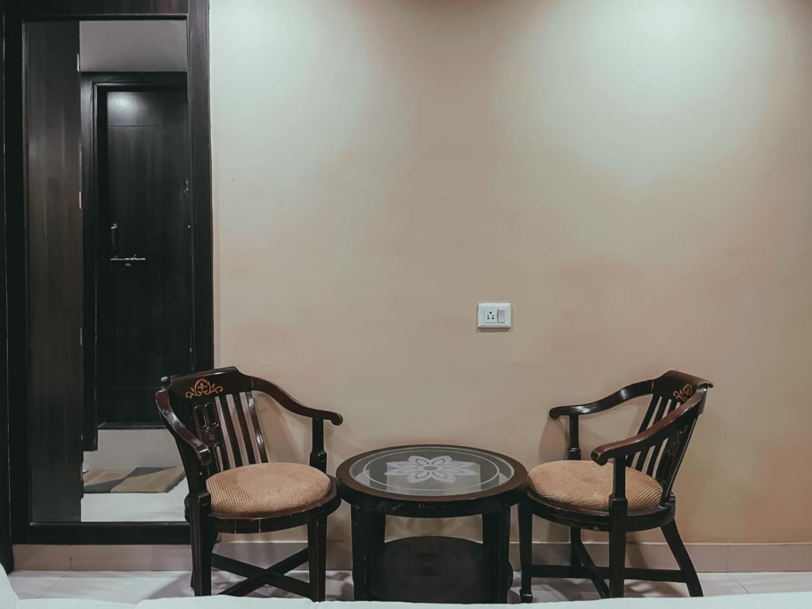 Hotel S L E Residency Varanasi Exterior photo
